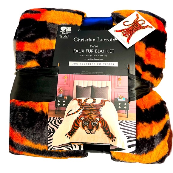 Christian Lacroix NWT Super Plush Faux Fur Twin Size Tiger Pattern Blanket - Picture 3 of 8